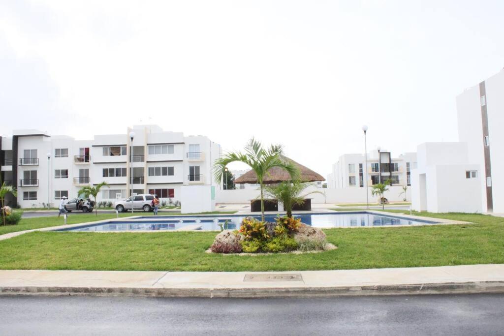 Depa De Playa C/Alberca Cerca De La 5A Avenida Apartment Playa del Carmen Ngoại thất bức ảnh