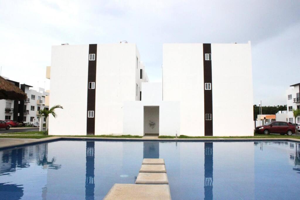 Depa De Playa C/Alberca Cerca De La 5A Avenida Apartment Playa del Carmen Ngoại thất bức ảnh